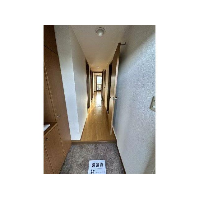 トゥールアブニール 玄関