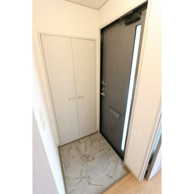 エステート・Ｋ 玄関