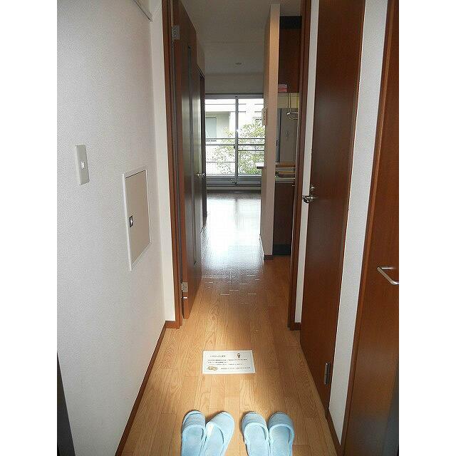 グランソレイユ　二子 玄関