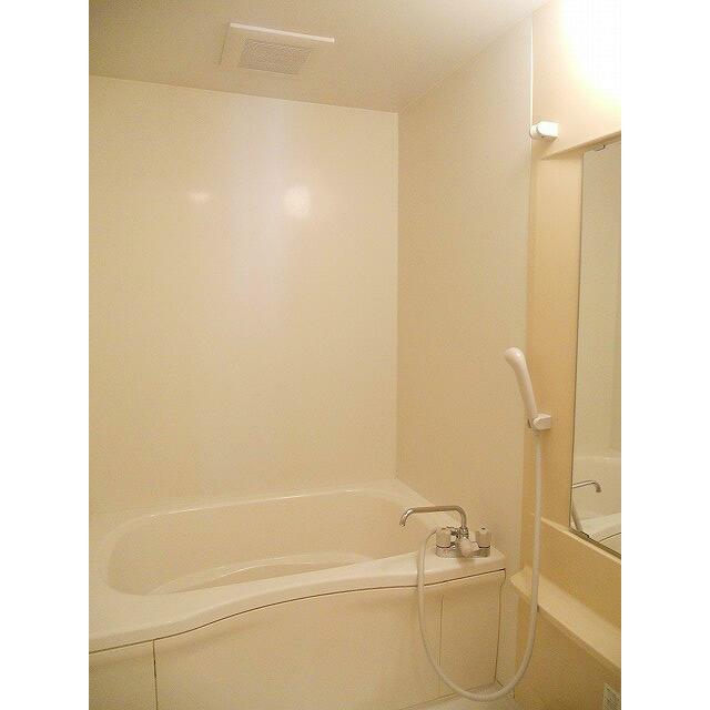 グランソレイユ　二子 風呂画像