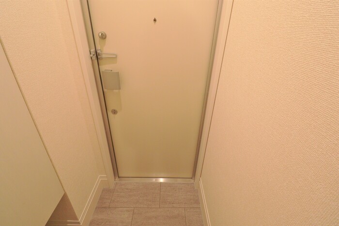 エムズ　バーレイ湘南平塚 玄関