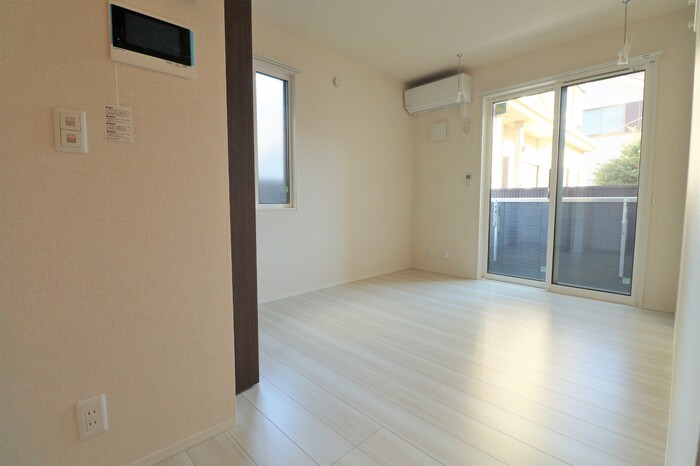 エムズ　バーレイ湘南平塚 リビング