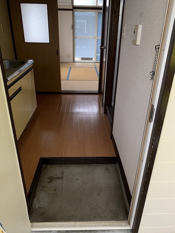 第一コーポミカ 玄関
