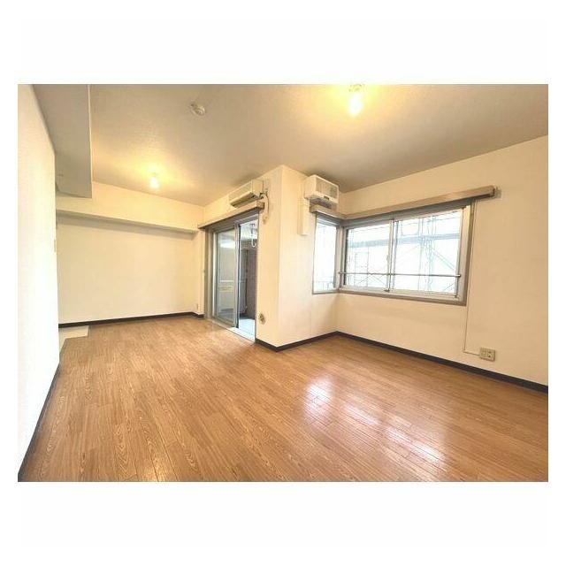 ヴェルアージュ湘南台弐番館 リビング