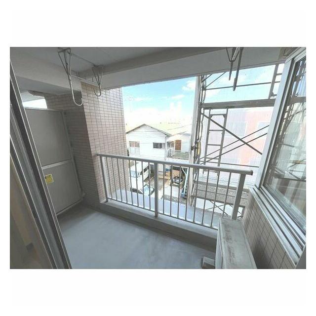 ヴェルアージュ湘南台弐番館 ベランダ