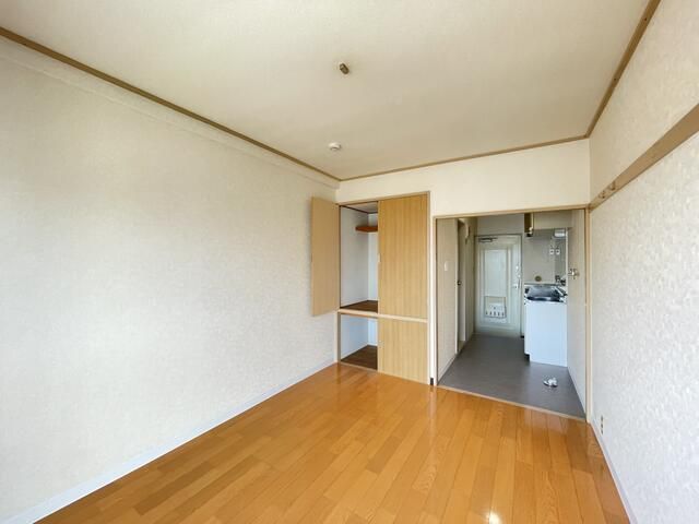 メゾン御園 ベッドルーム