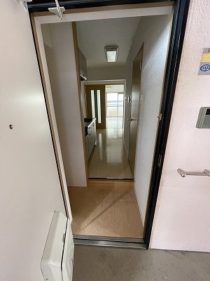 ジョワ ヴェルジェ 玄関