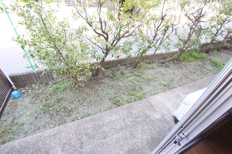 メゾンイシガミ ベランダ