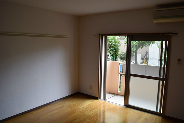 ジョワ ヴェルジェ リビング