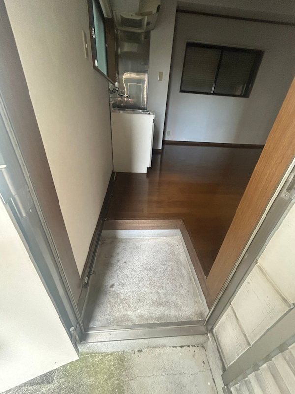 シャイニングローズ 玄関