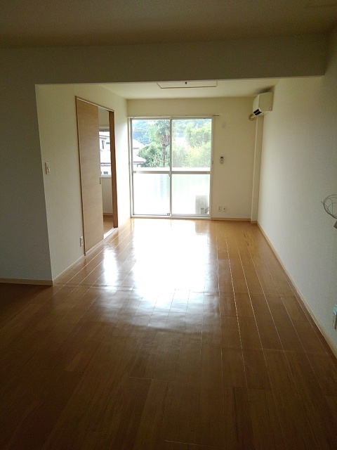 サテライト渋谷 リビング