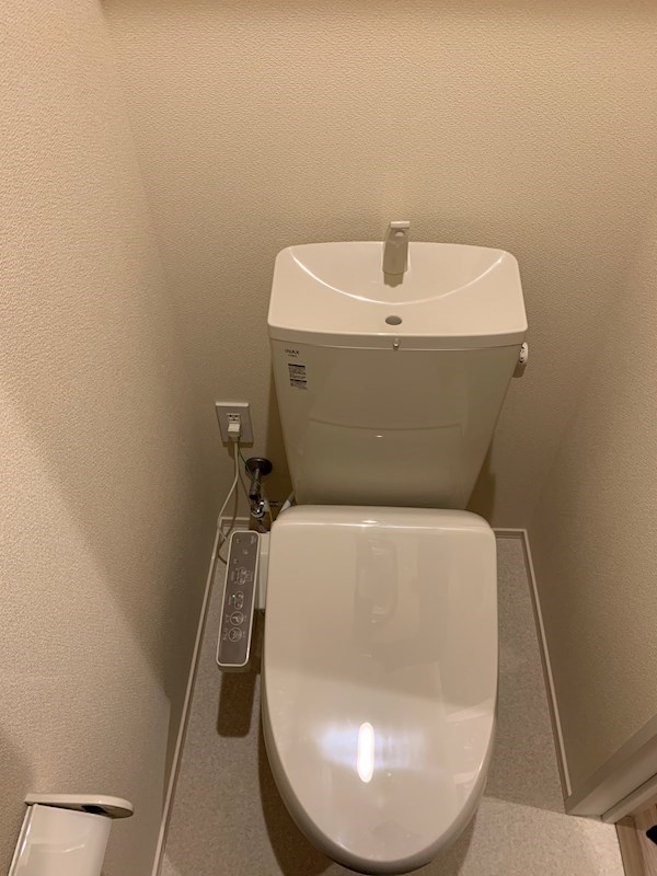 ＭＯＲＥ　ＣＡＬＤＯ　B棟(モア　カルド) その他2