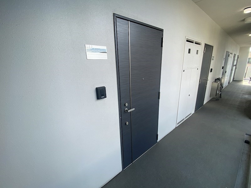 N-stage　平塚 玄関