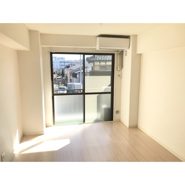 元町清水ビル リビング