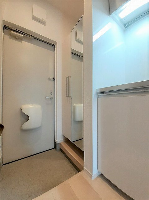 グリーチネモンテ 玄関