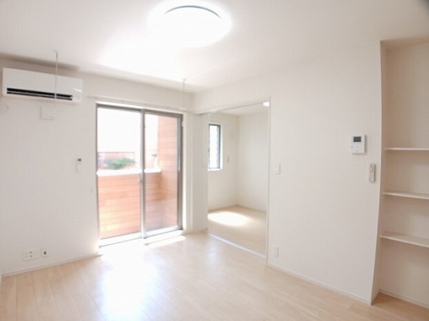 マーガレット　ガーデン リビング