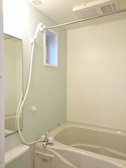 セレーノ湘南 風呂画像