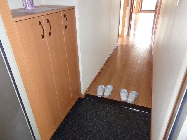 スカイヒルズ 玄関