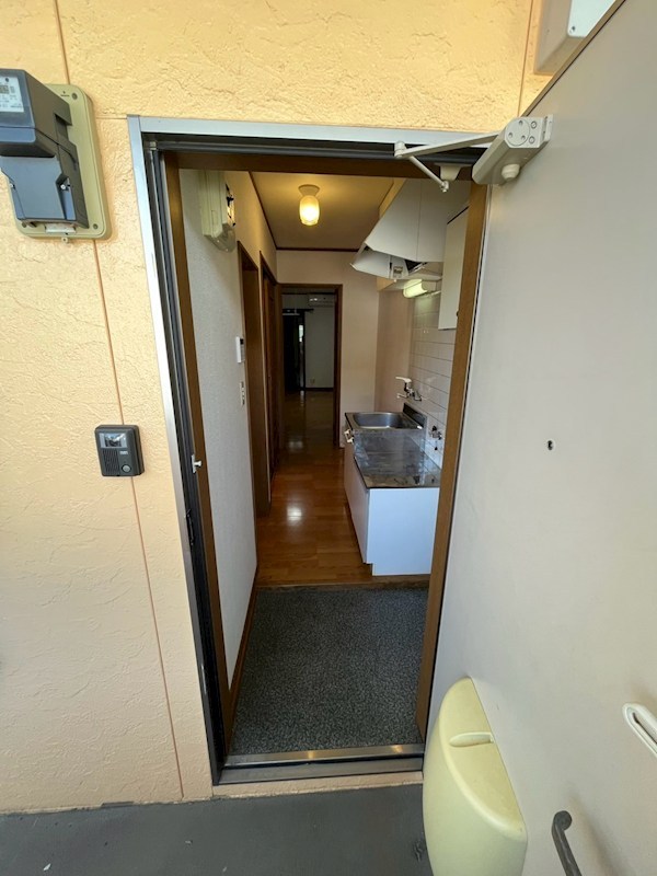 ポプラコート 玄関