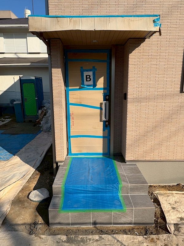 エッショウサB 玄関