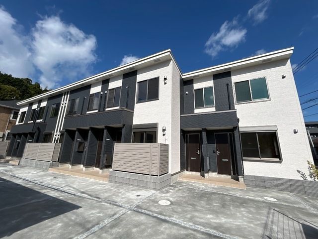 ヴィラ・アズ-ルB 105号室 外観