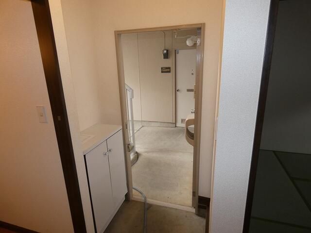 クレスト和敬Ｂ棟 玄関