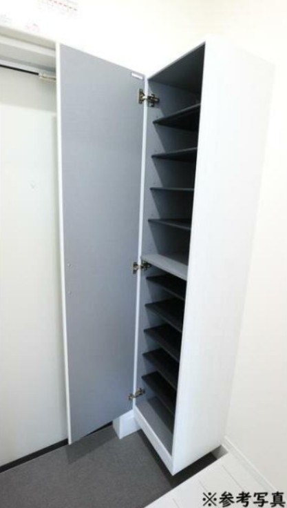 ＲＥＧＡＬＥＳＴ　藤沢本町 玄関