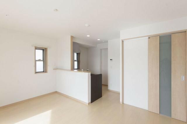 シャトーエミール リビング