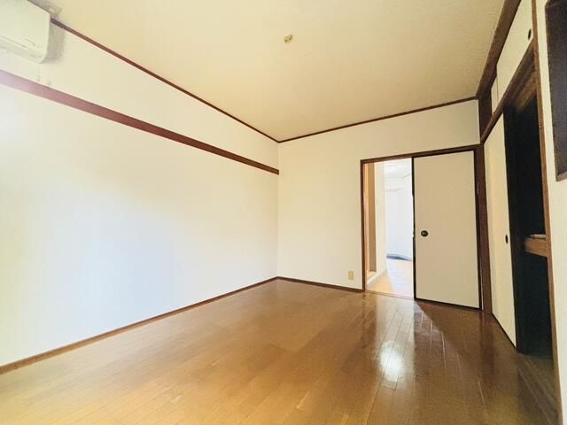 メゾン三陽 ベッドルーム