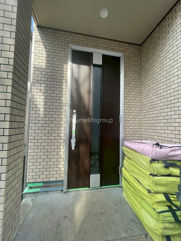 フロールＣ棟 玄関