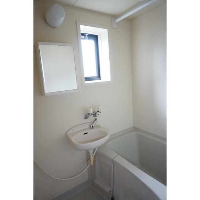 ヴィラ・ジュネス 風呂画像