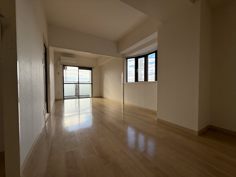 セントラーレ鳥が丘 リビング