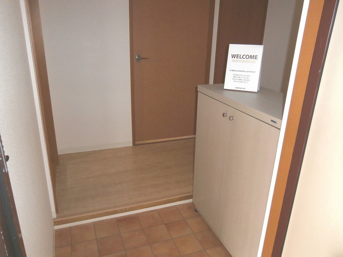 ハビテーションWADAⅢ 玄関