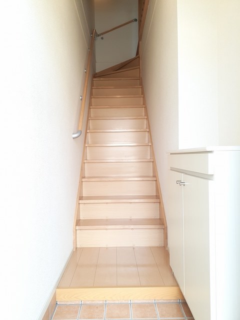 ジュネス湘南 玄関