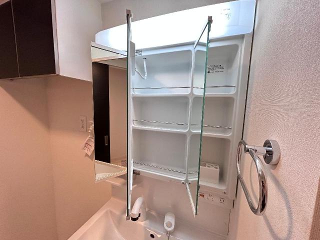 ビレッジ高坪Ⅳ その他3