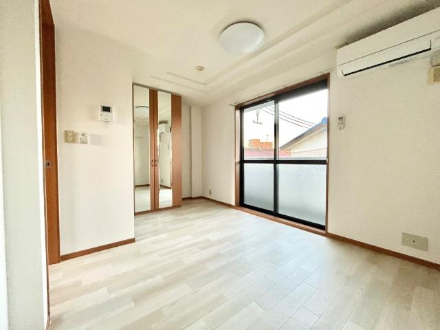 メゾン・ラクウショウ リビング