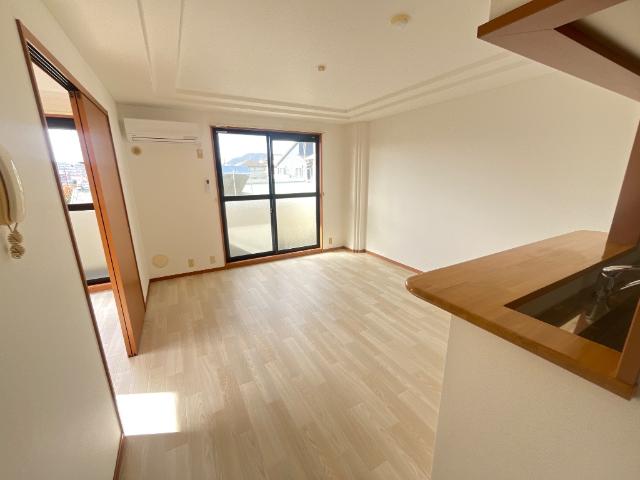 インマヌエル リビング