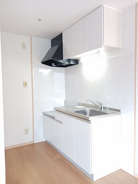 グリュークアネックス　Ａ キッチン