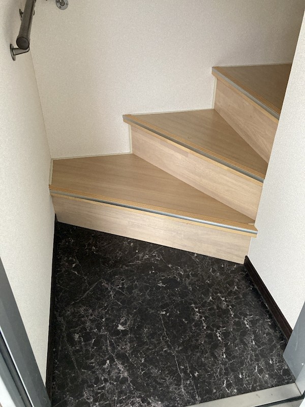 北金目2丁目アパート 玄関