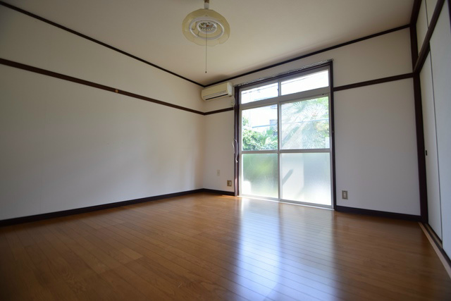 コーポあかつき リビング