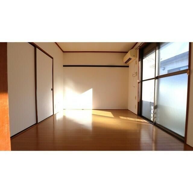 メゾン小林３ リビング