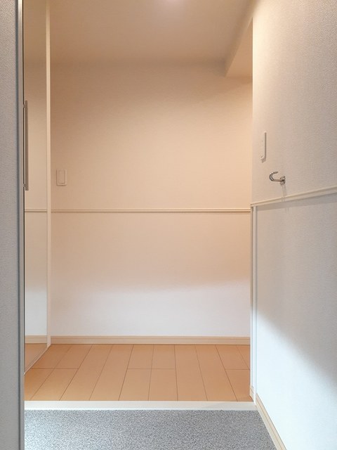 グリーンビラ郷美 玄関