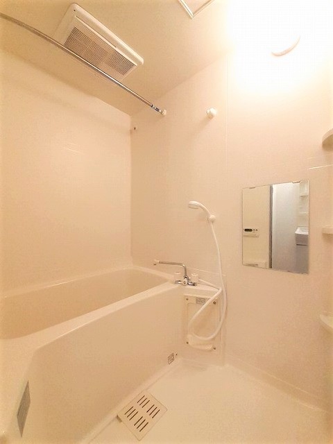 メゾン・ド・アイリス 風呂画像