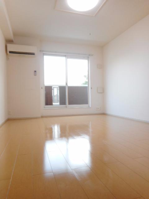 パラッツオ西海岸 リビング