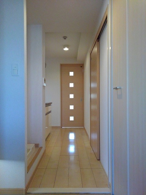 ルミエール　Ｙ 玄関