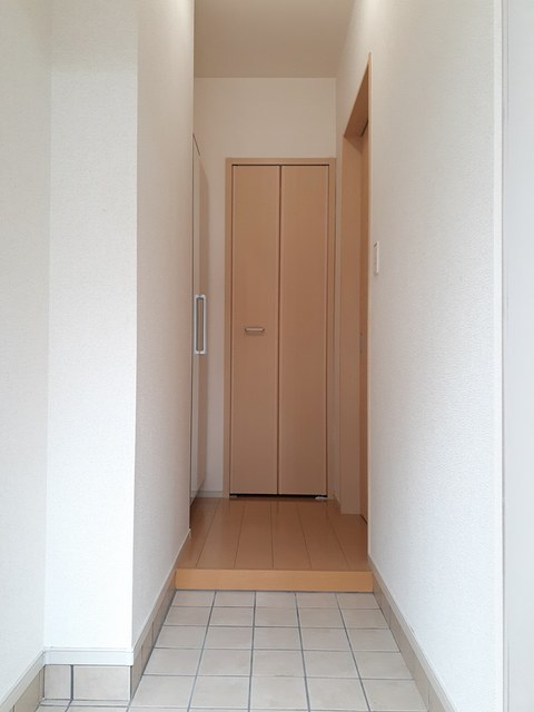 フルールⅠ 玄関