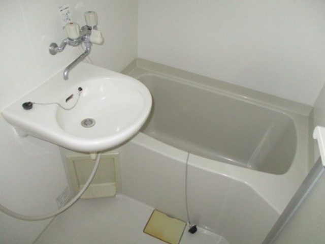 実方ハイツ 風呂画像