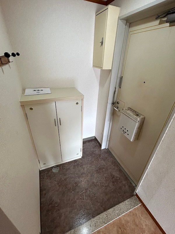 パークビル 玄関