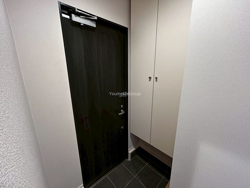 メゾンブルーメ西 玄関