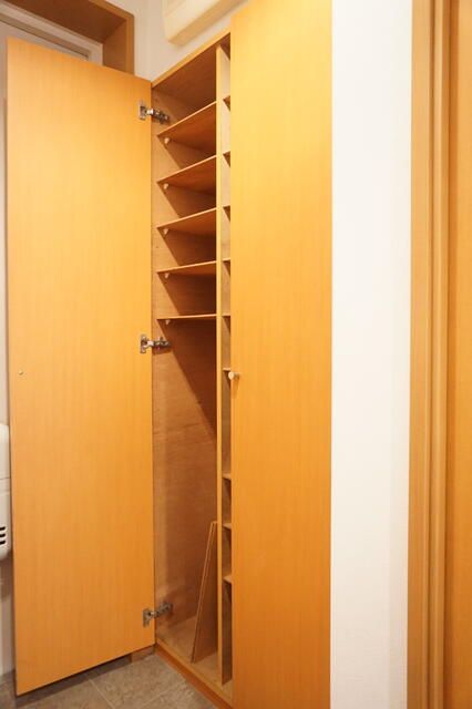 コーラルリーフ湘南 玄関